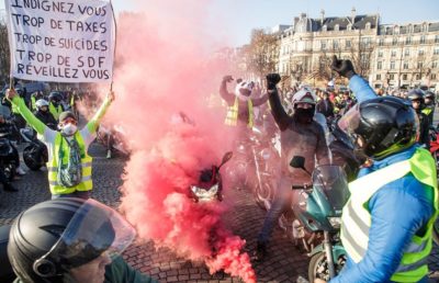 Франция: 288 мың адам қатысқан наразылық әлі жалғасуда…