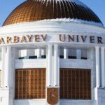 Астанада студент әйелдер әжетханасында қыздарды жасырын түсірген