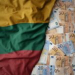 Литвада төменгі жалақы – 1153 еуро